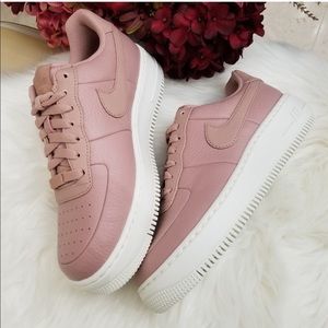 Nike Air Force 1 Upstep Particle Pink